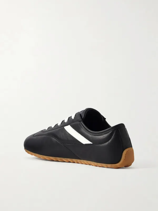 Mcqueen Logo-Print Leather Black (866897WIAJ8)