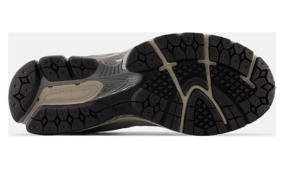 new-balance-2002r M2002RVC