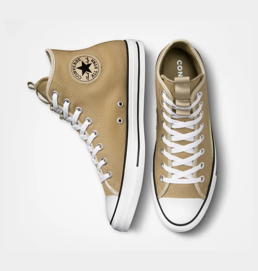 converse-chuck-taylor-all-star A02792C