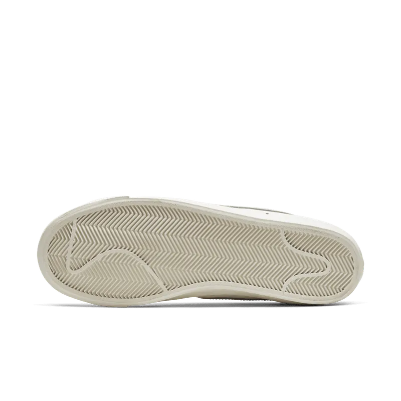 Nike Blazer Mid ’77 Vintage White White/Sail/Light Bone (BQ6806-106)