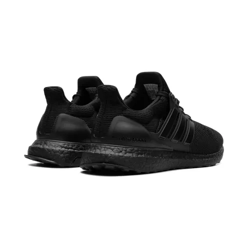 adidas-ultraboost HQ4204
