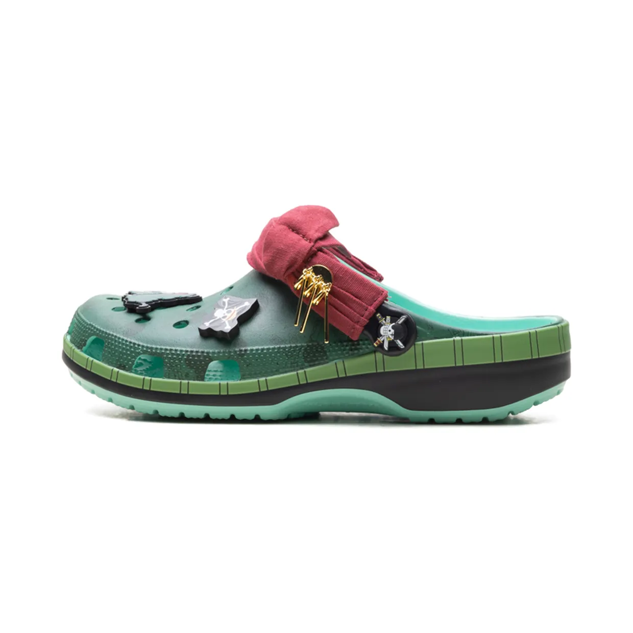 Crocs Classic Clog "One Piece Roronoa Zoro" (212953-90H)