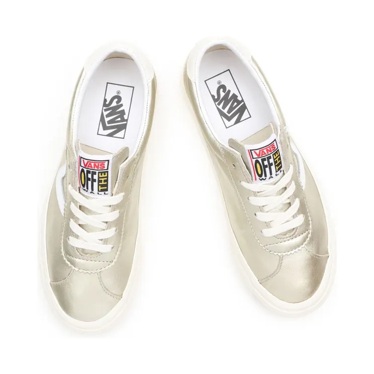 vans-style VN0A3WLQ4ZK