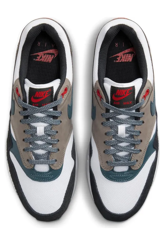 Nike Air Max 1 “Escape” (FJ0698-100): van een afstand rustig, van dichtbij een bos (4)