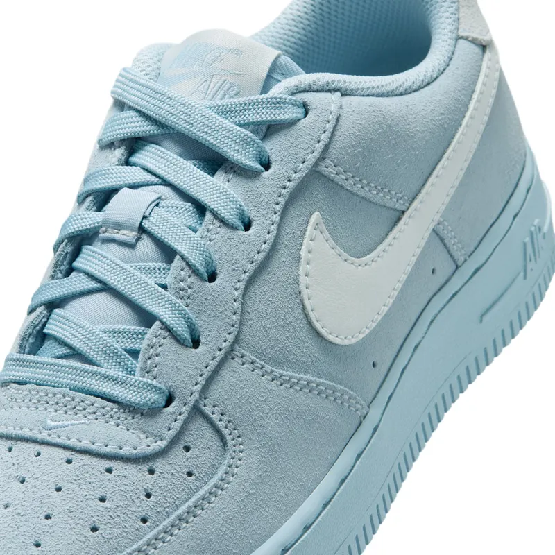 Nike Air Force 1 Low LV8 GS “Light Armory Blue Platinum” (IB5688-400)