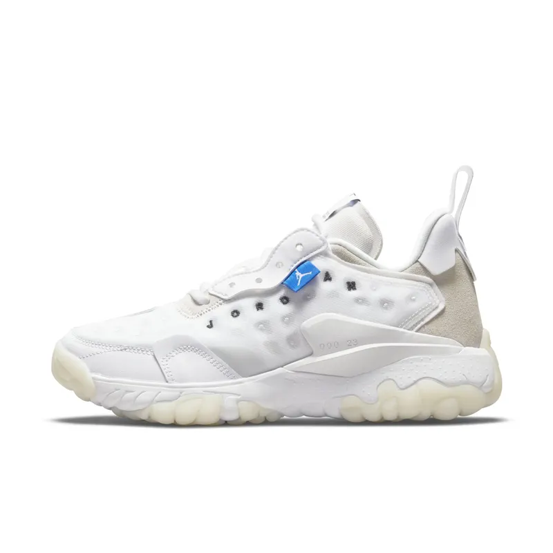 Jordan Delta 2 Dameschoen White (CW0913-102)