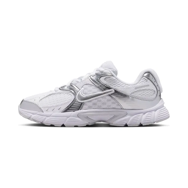 Nike V5 RNR “White / Pure Platinum / Metallic Silver” (HQ6411-103)