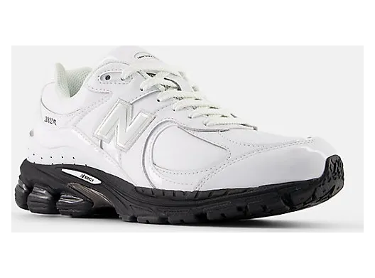 new-balance-2002r U2002RE