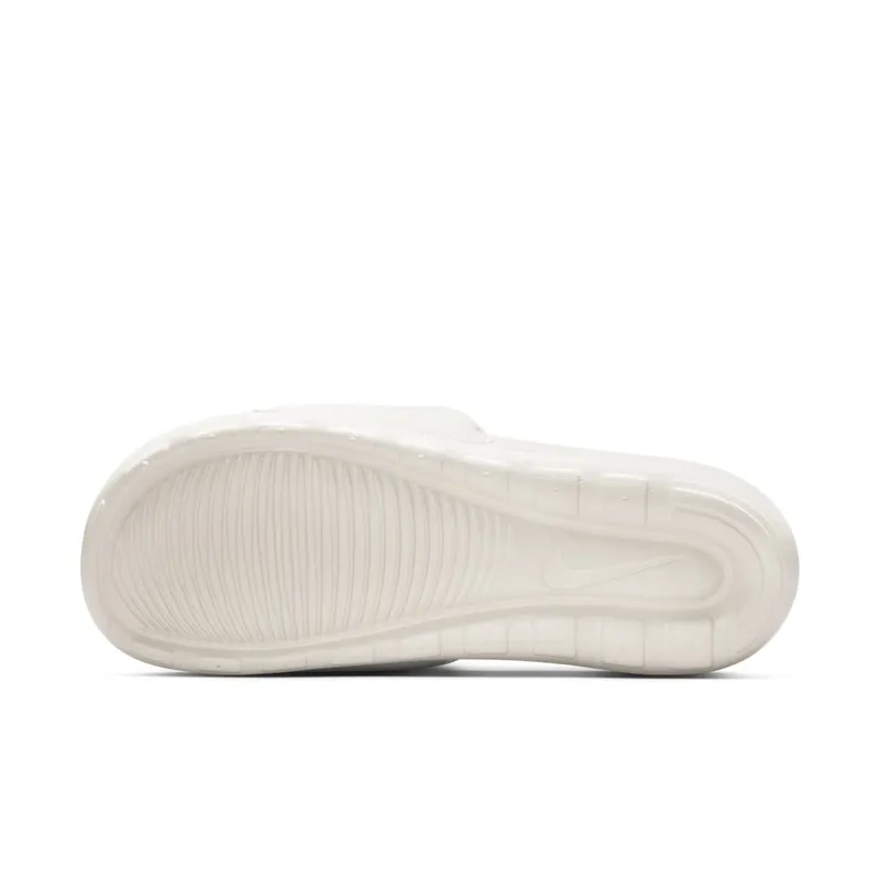 Nike Victori One Slide “Sail Safety Orange” (CN9675-108)
