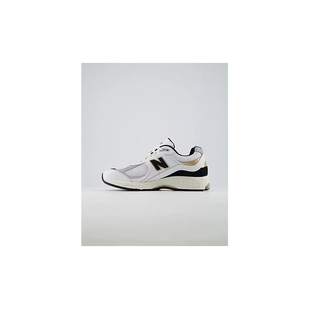 New Balance 2002R White Black Gold Metallic (M2002RPN)