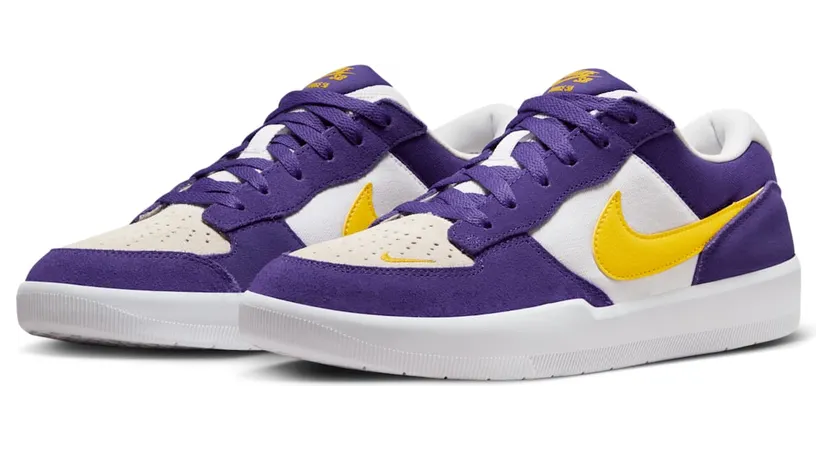 nike-air-force DV5477-500