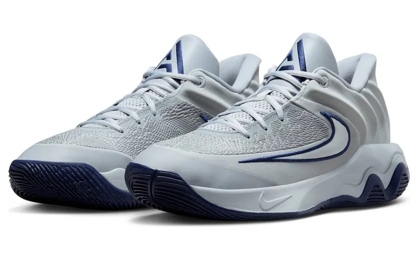 nike-giannis-immortality FQ3680-008