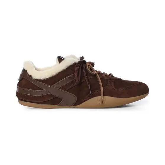 Miu Miu Miu Gymnasium suède met lammy voering “Brown” (5E428EFZF05Z0G)