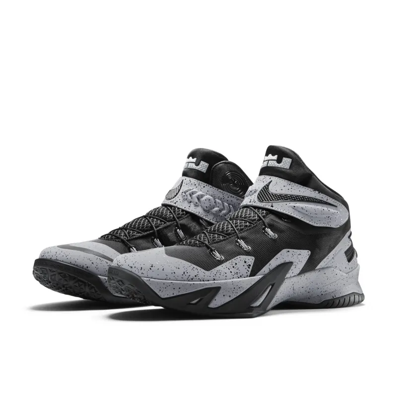 LeBron Soldier 8 “FLYEASE” Black/Black-Wolf Grey (805894-002)