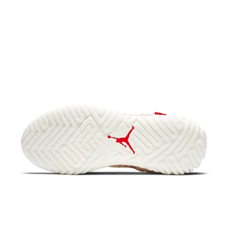 Jordan Apex React Bio Beige Bio Beige/Light Cream-Sail-University Red-Reflect Silver-White (BQ1311-206)