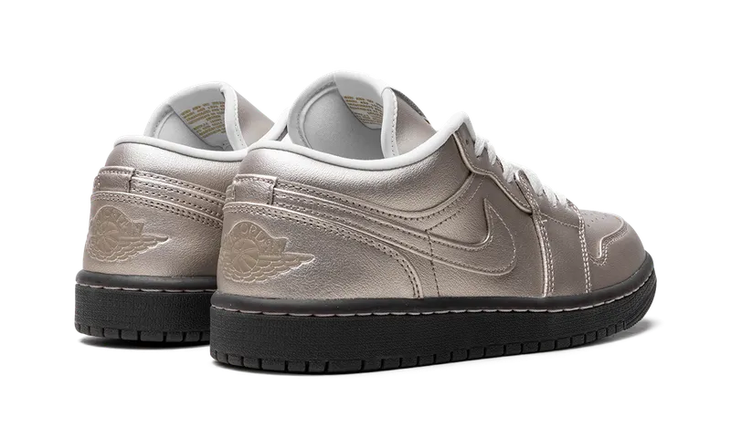 Air Jordan 1 Low SE “Metallic Zinc” (HQ3529-099)