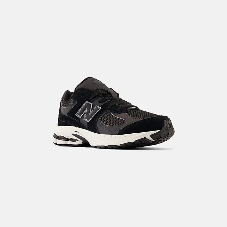 new-balance-2002 PC2002BK