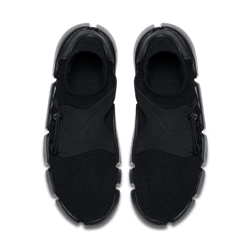 Nike Footscape Flyknit DM Triple Black Black/Black-Black (AO2611-003)
