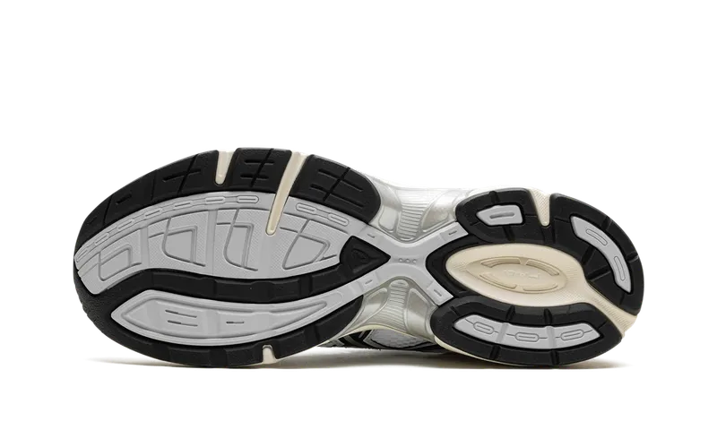 Asics Gel 1130 “White / Cloud Grey” (1201A256-118)