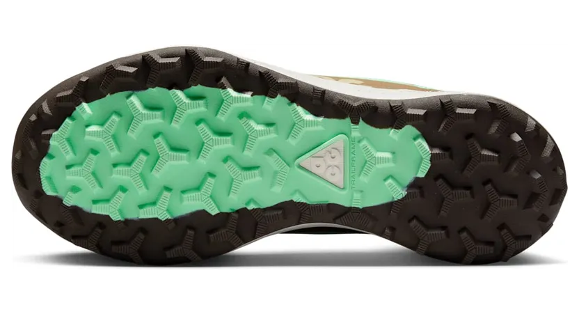 nike-acg DX2256-200