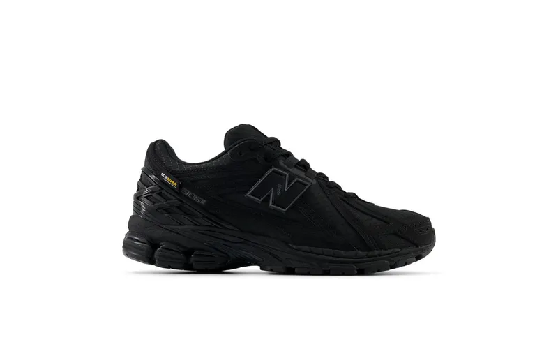 New Balance 1906R Cordura Black Magnet (M1906RWF)