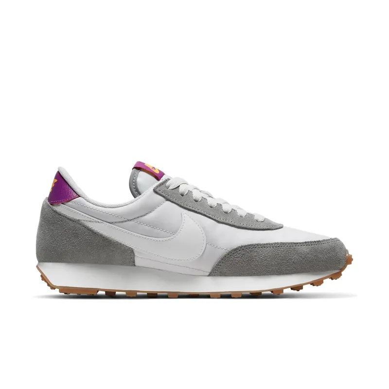 Nike Daybreak Particle Grey (W) Particle Grey/Vast Grey-Vivid Purple-Summit White (CK2351-004)