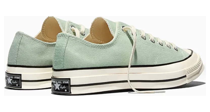converse-chuck-taylor-all-star A15976C