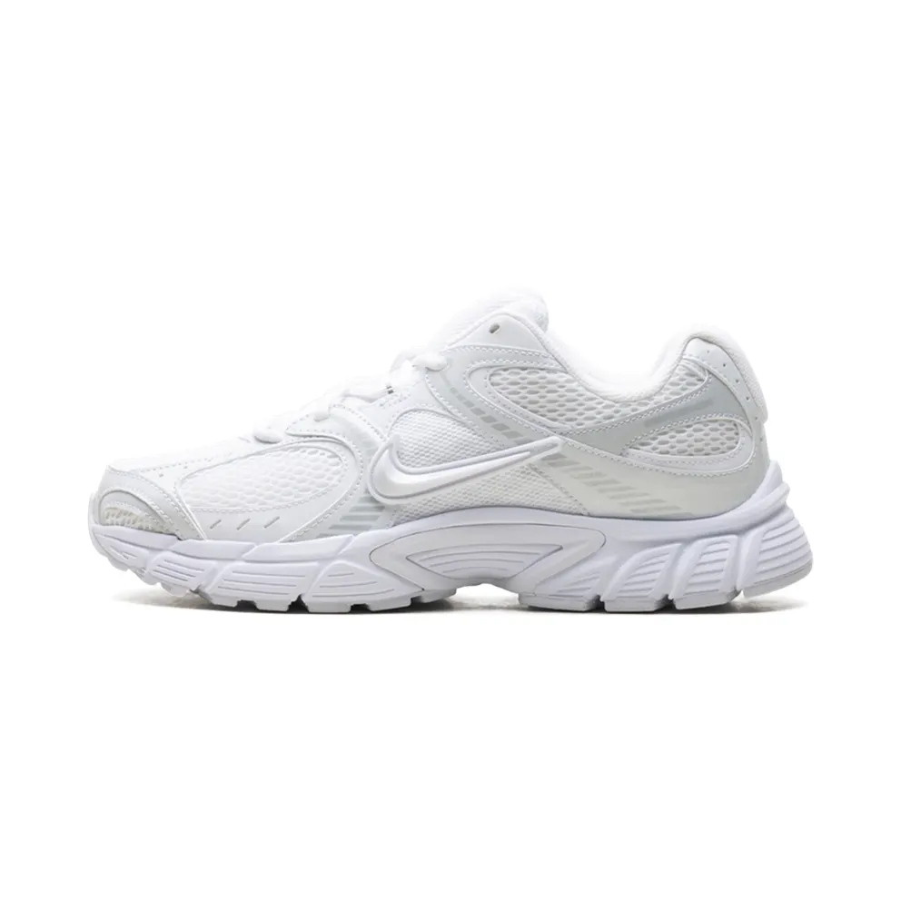 Nike V5 RNR “White Black Metallic Silver” (HQ7901-101)