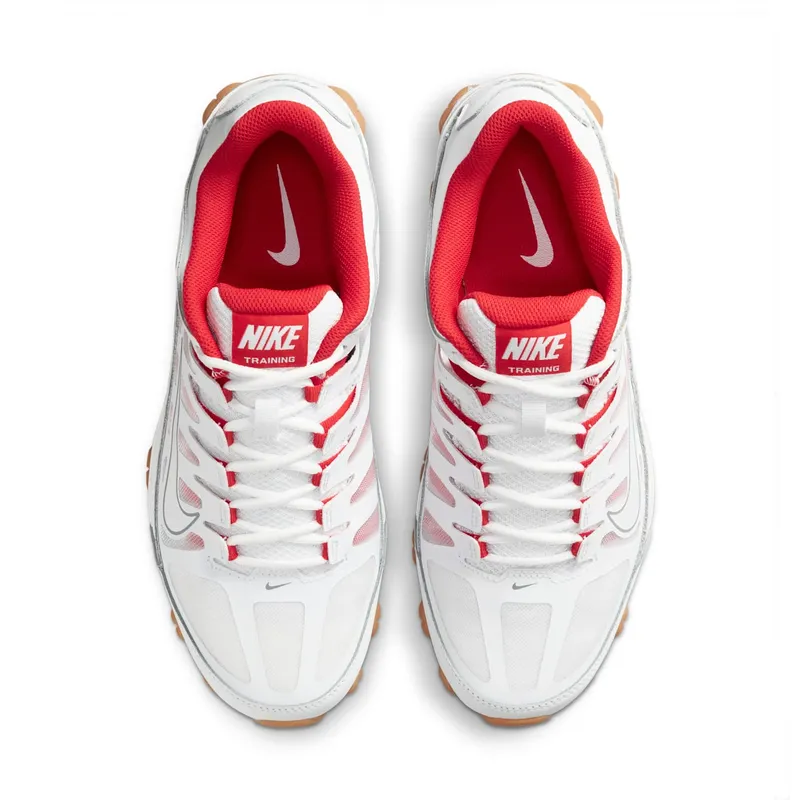 Nike Reax 8 TR “White Wolf Grey Chile Red” (621716-103)