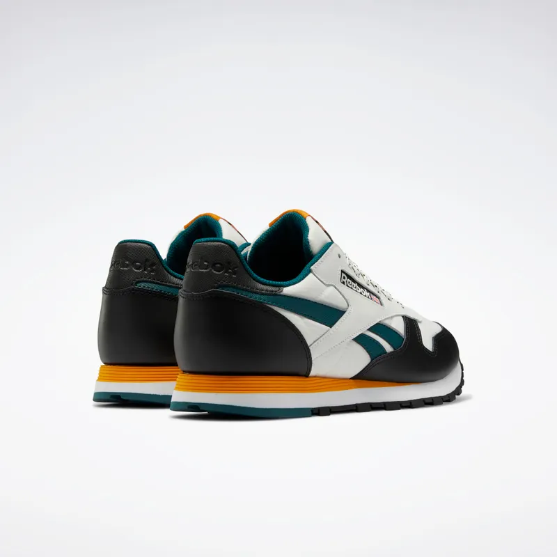 Reebok CL LTHR Chalk / Core Black / Semi Solar Gold