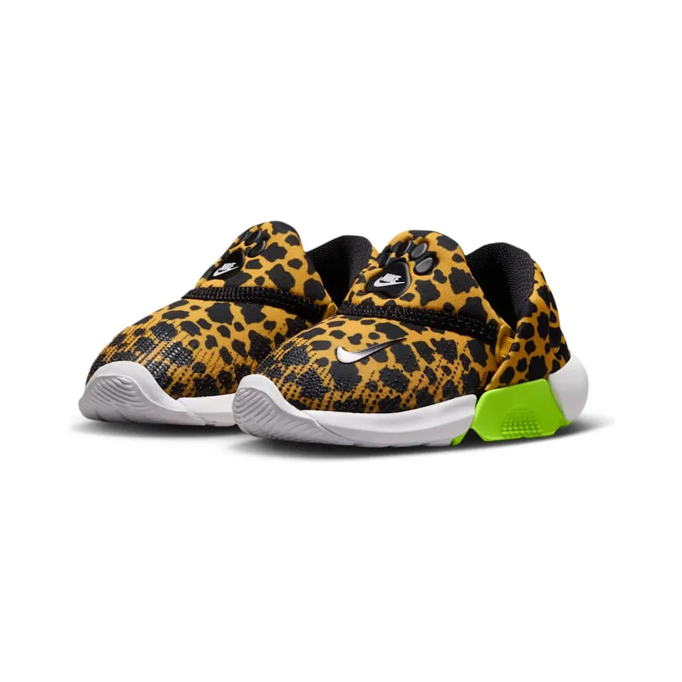 Nike Swoosh Go “University Gold / Volt / White / Black” (IV5719-700)