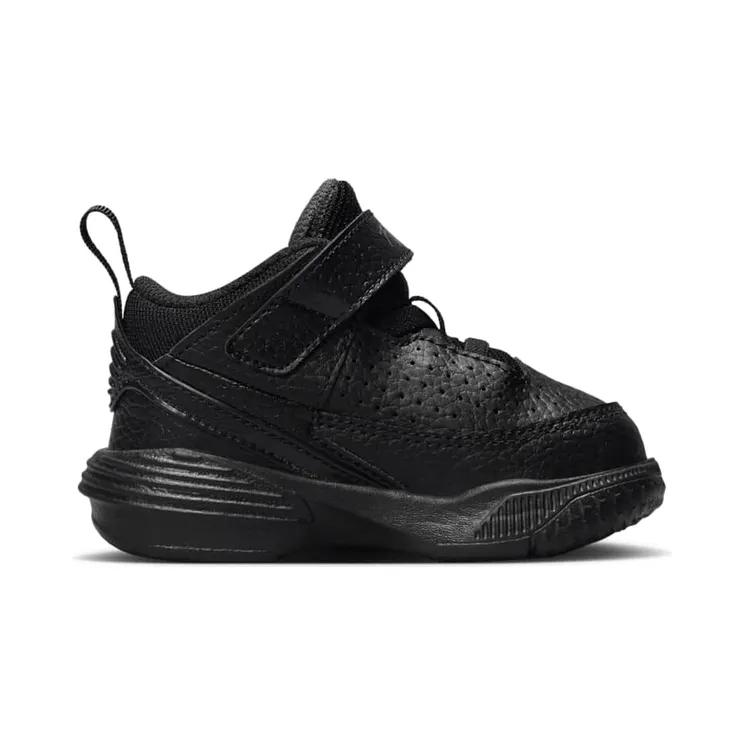 air-jordan-max-aura DZ4355-001