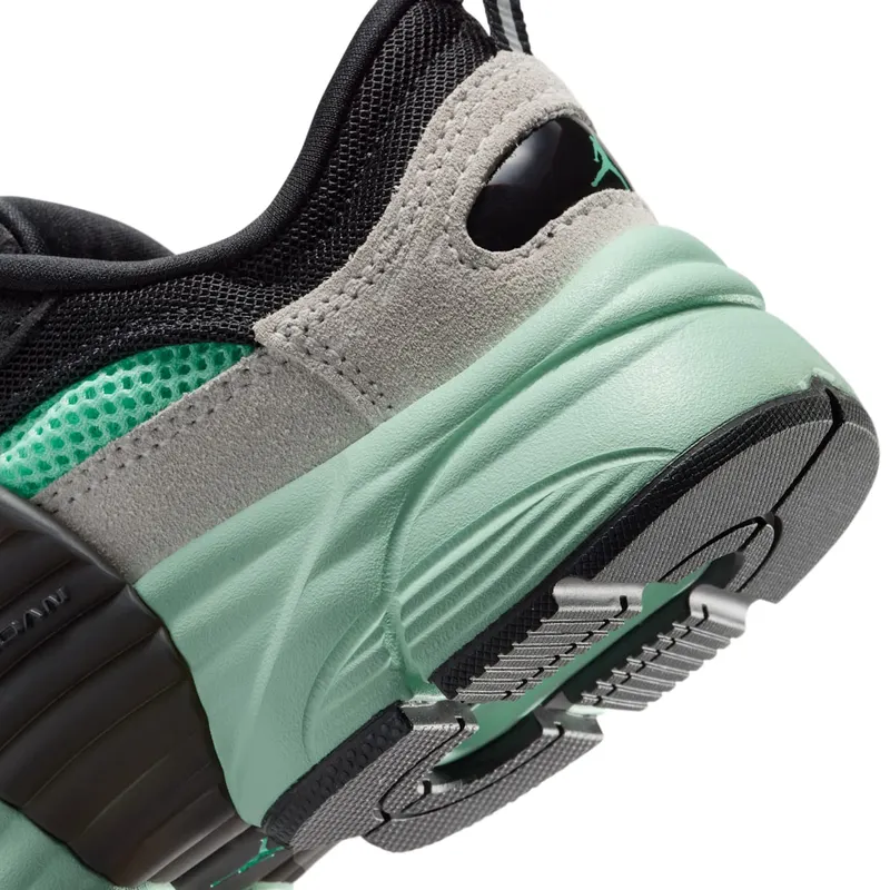air-jordan-trunner II6531-004