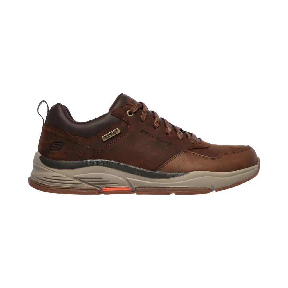 Skechers Waterproof Relaxed Fit: Benago – Hombre – Bruin – “Brown” (210021 CDB)
