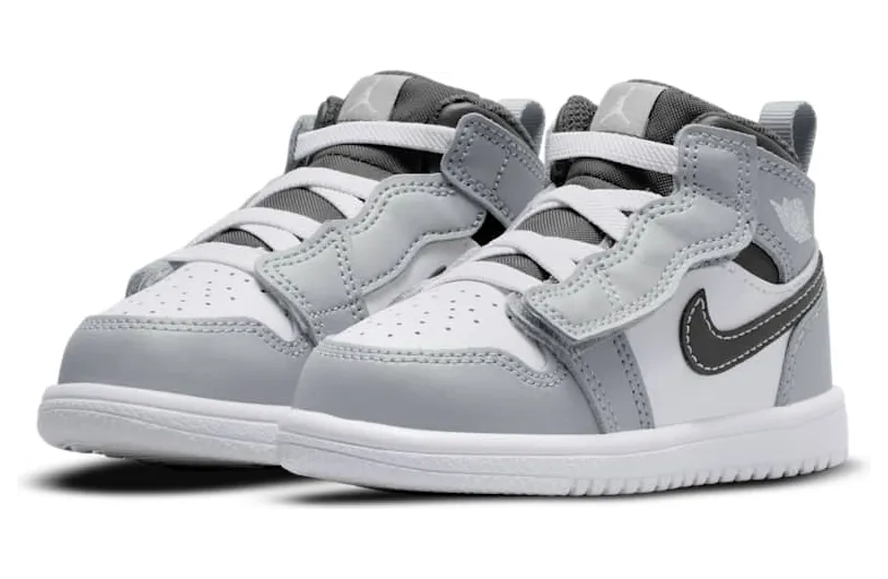 air-jordan-1 AR6352-078
