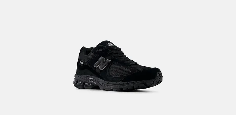 New Balance 2002R “Black Metallic” (U200278J)