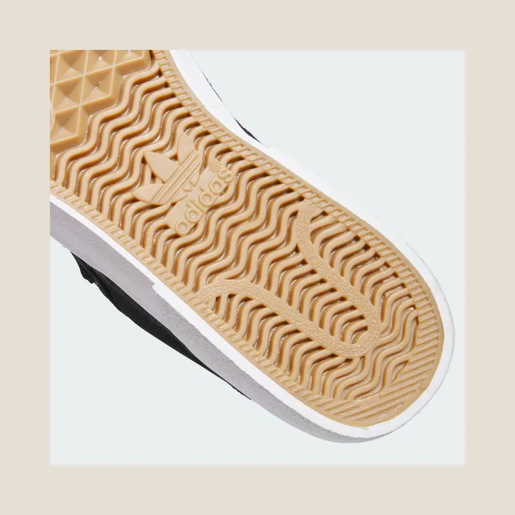 adidas-court HQ4799