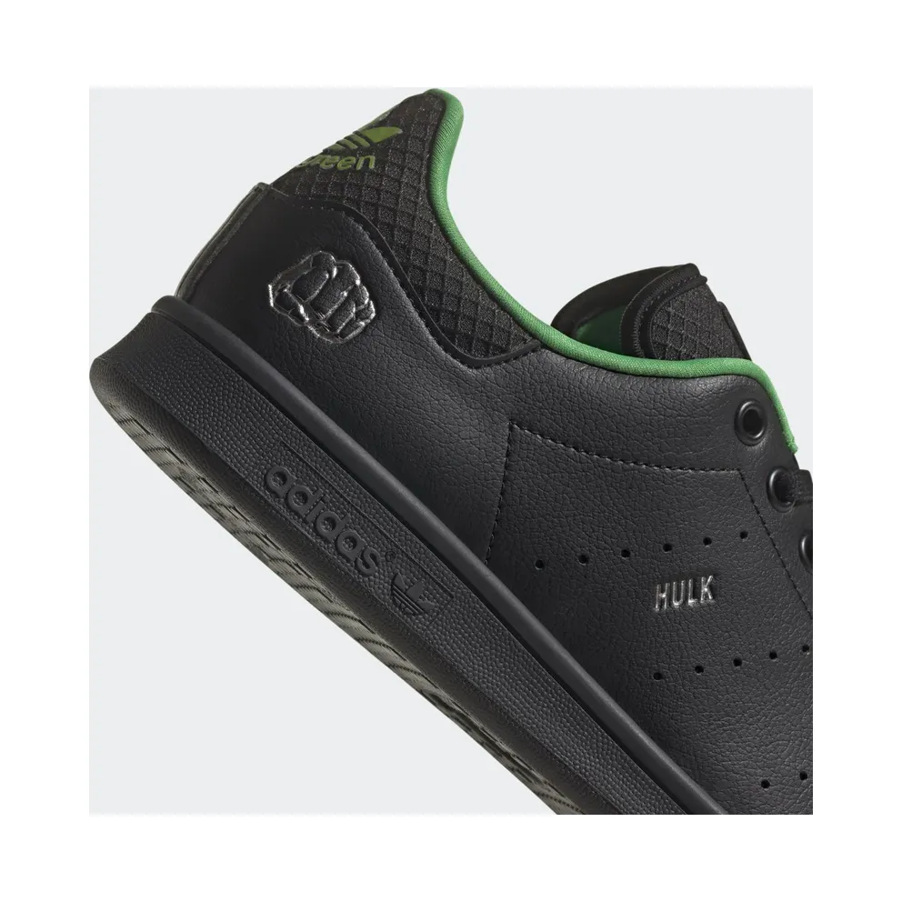 adidas Marvel Stan Smith Core Black / Silver Metallic / Scarlet (GZ5993)