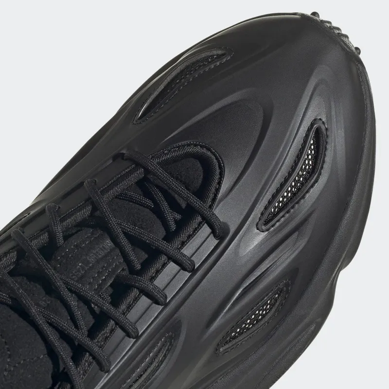 Adidas OZWEEGO Celox Core Black / Core Black / Grey Five (GZ5230)