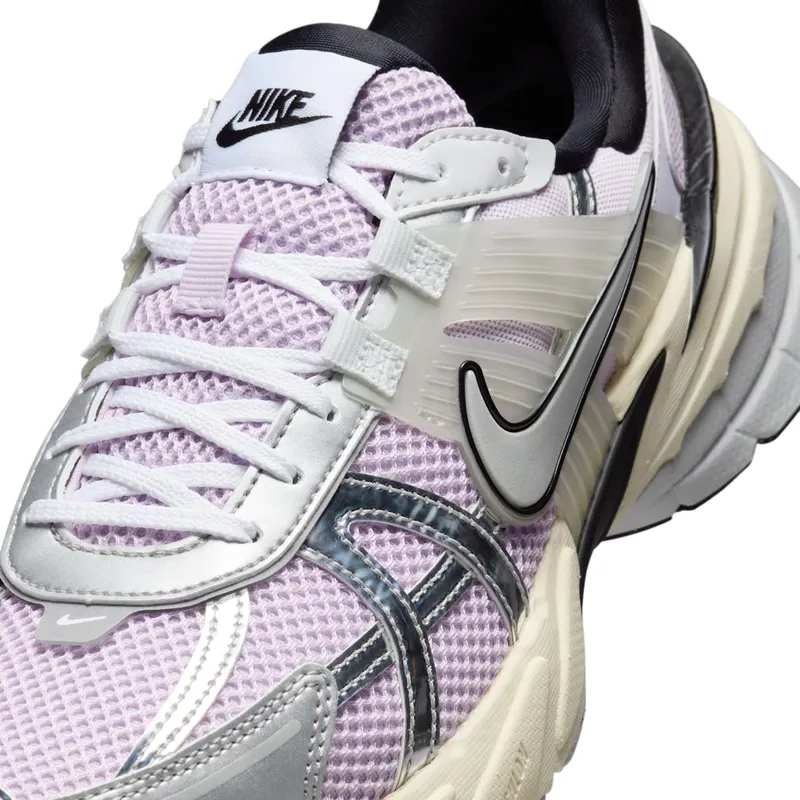 Nike V2K Run “Barely Grape” (HF1876-500)