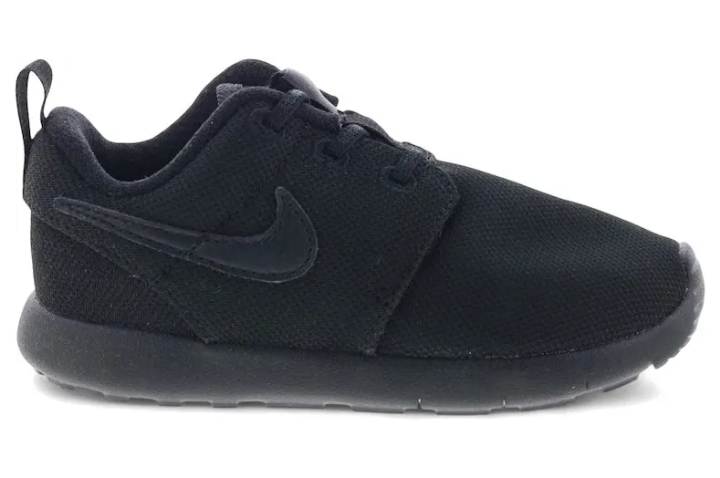 Nike Roshe One Triple Black (749430-031)
