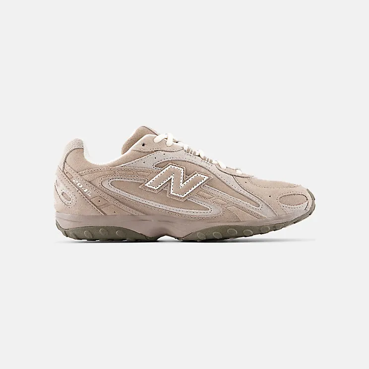 New Balance 204L “Mushroom / Arid Stone” (U204LMMA)