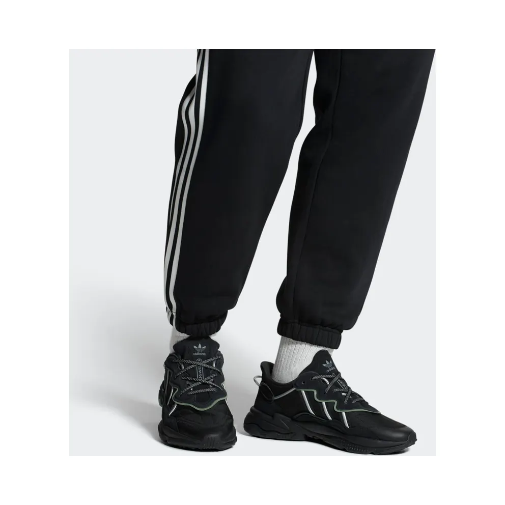 Adidas OZWEEGO Core Black / Core Black / Silver Metallic (HP6336)