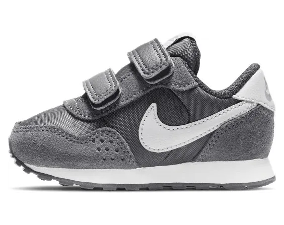 Nike MD Valiant Grau (CN8560-001)
