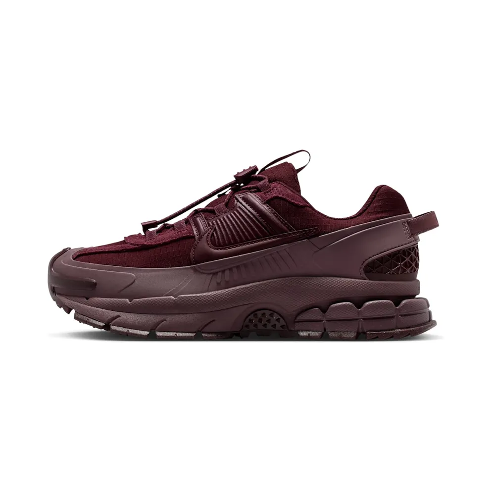 Nike Zoom Vomero Roam WMNS Winterized Burgundy Crush (HQ2181-500)