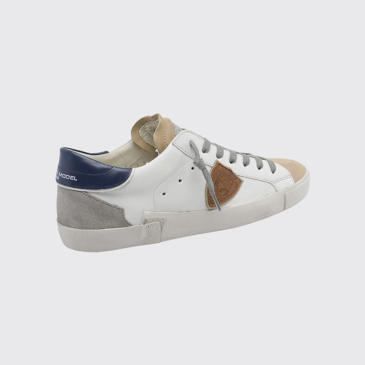 Philippe Model Paris Leather Low-Top with Worn Effect and Shield Logo White 4 (PRLUWX57) (2)