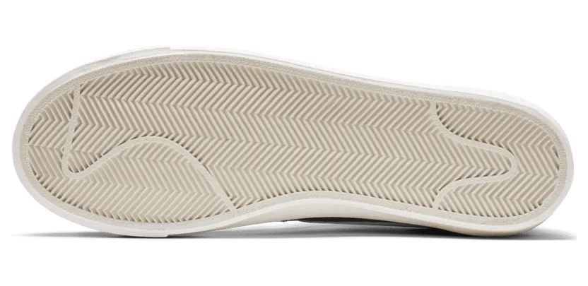nike-blazer DA6364-400