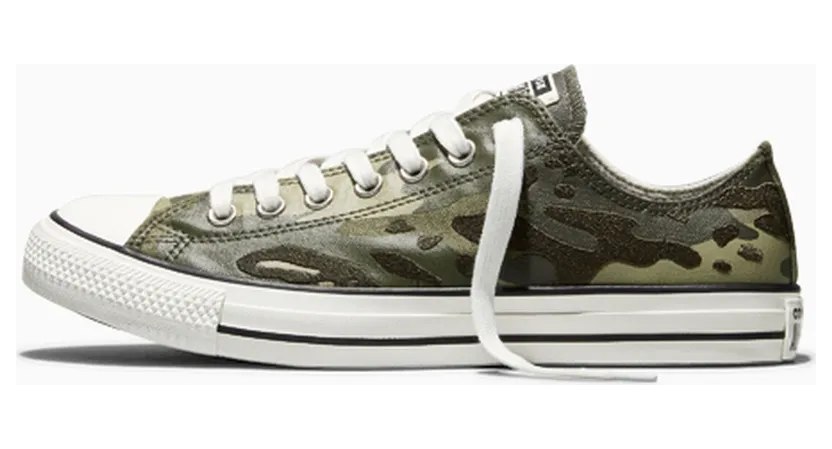 converse-chuck-taylor-all-star A19739C