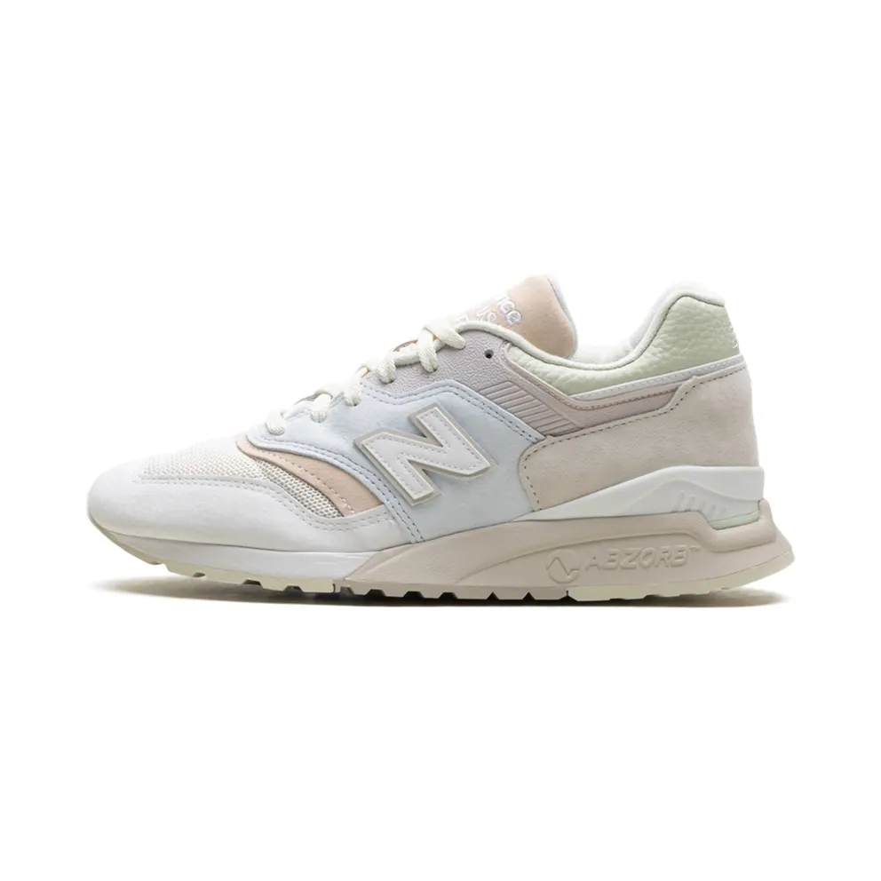 New Balance 997.5 “MiUSA Kith Easter White Ice Blue Peach” (U9975KT)
