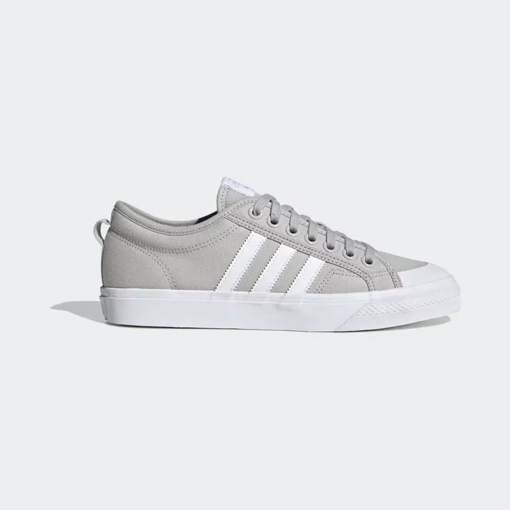 adidas Nizza “Grey Two / Cloud White / Cloud White” (HQ8526)